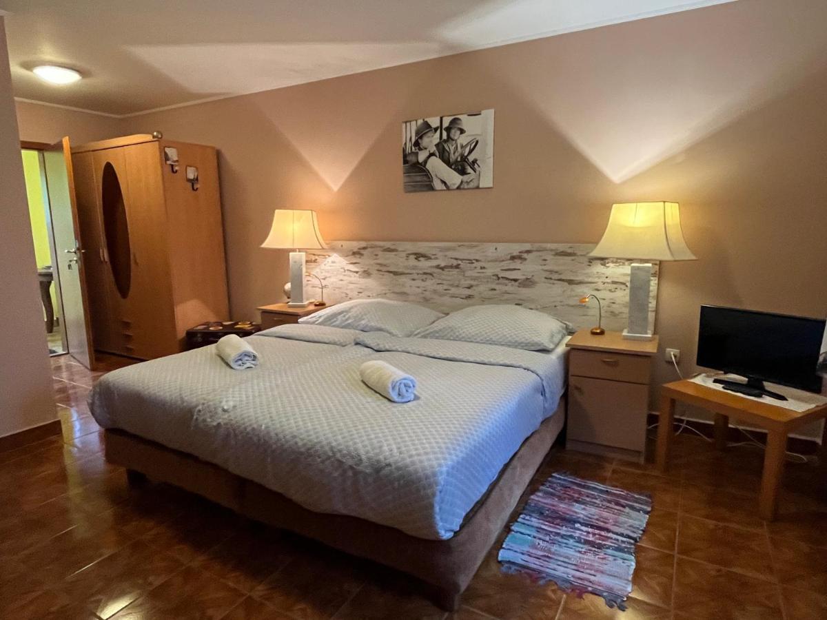 Erdei Vendégház Bogot Exterior foto